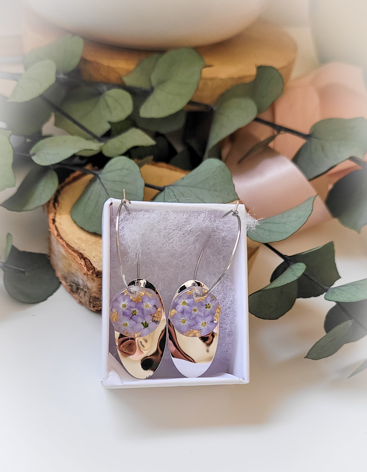 Erine forget-me-not hoop earrings