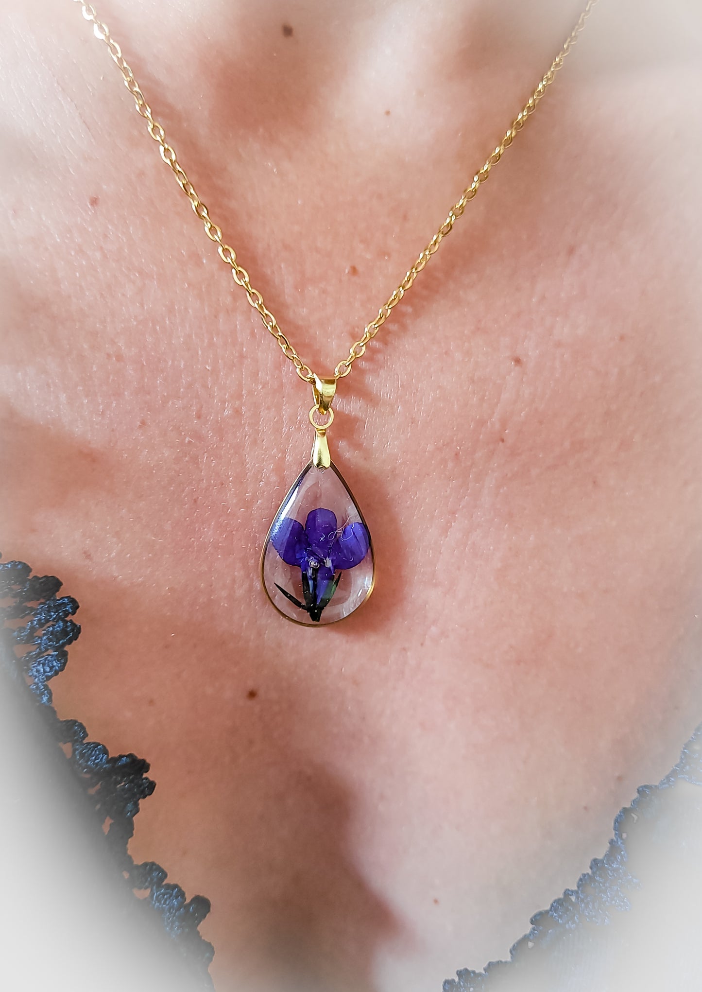 lobelia necklace