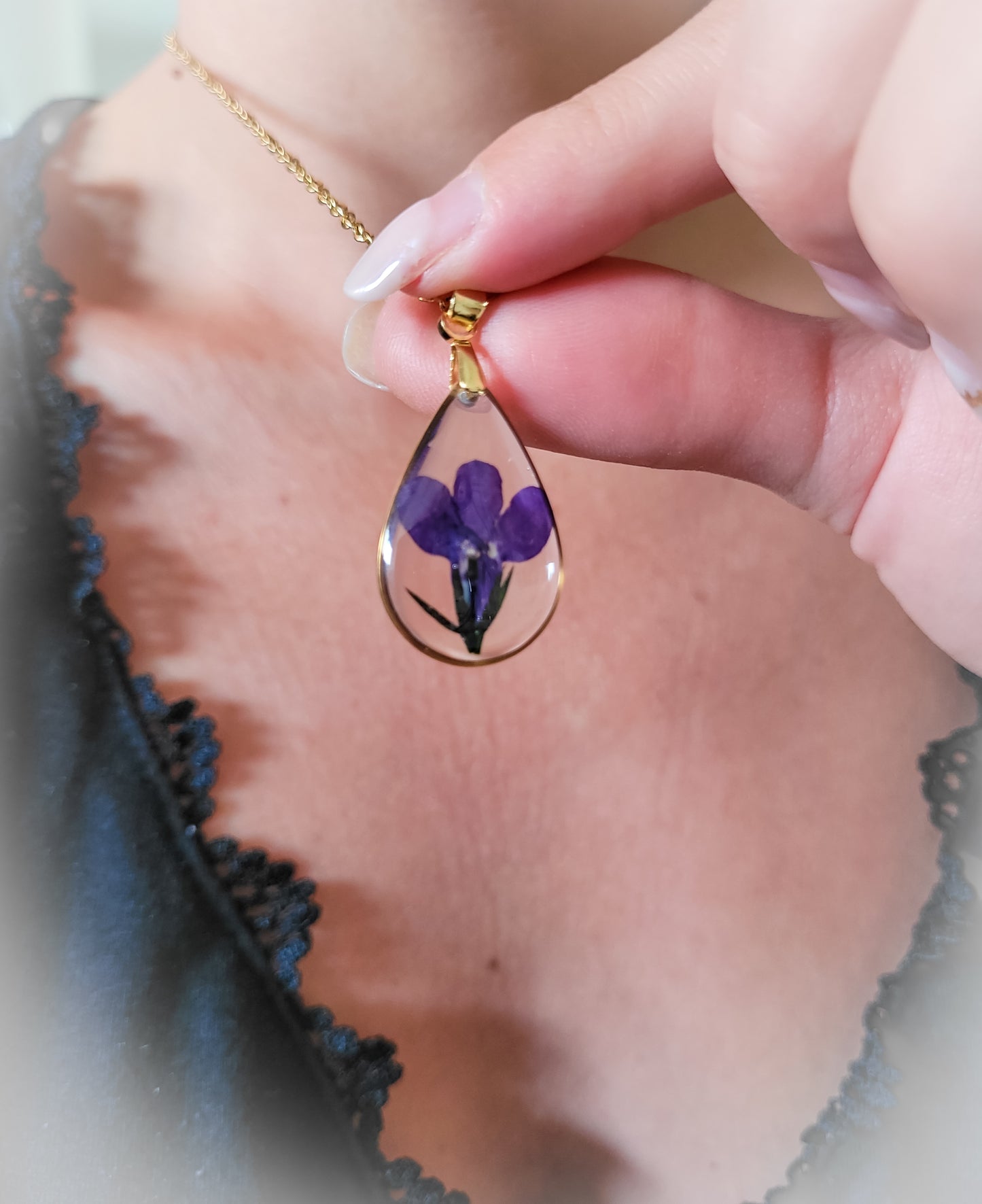 lobelia necklace