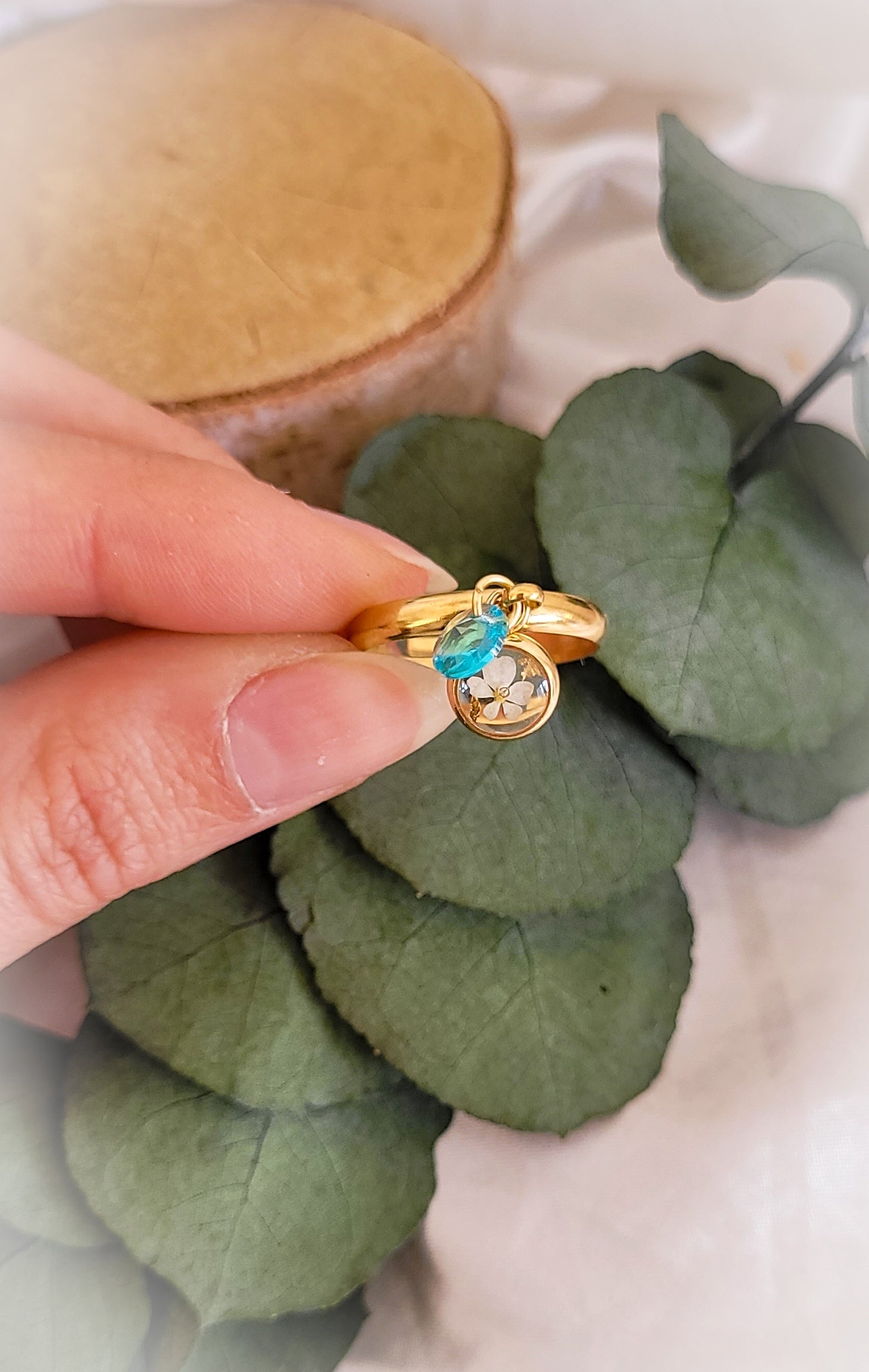 Bague breloque dentelle