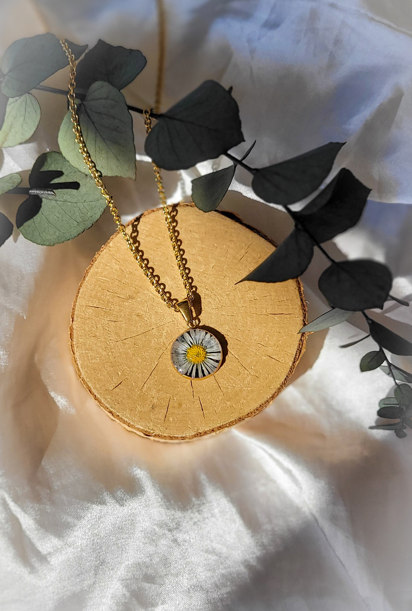 Collier Lucy