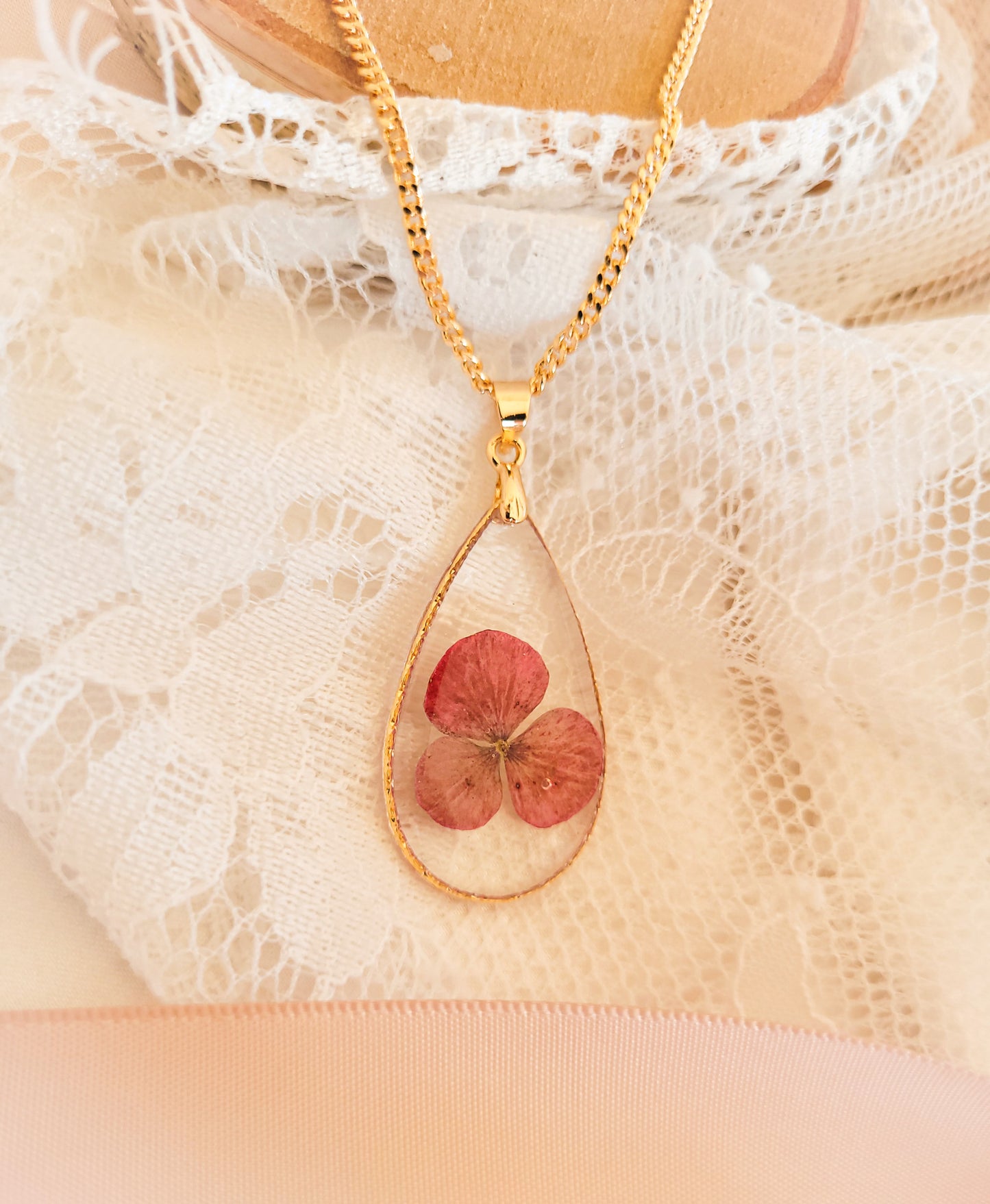 Hydrangea drop necklace