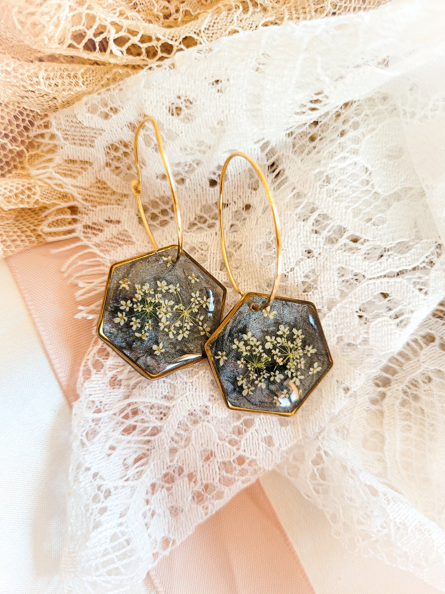 Queen Anne Lace Hexagon Hoops