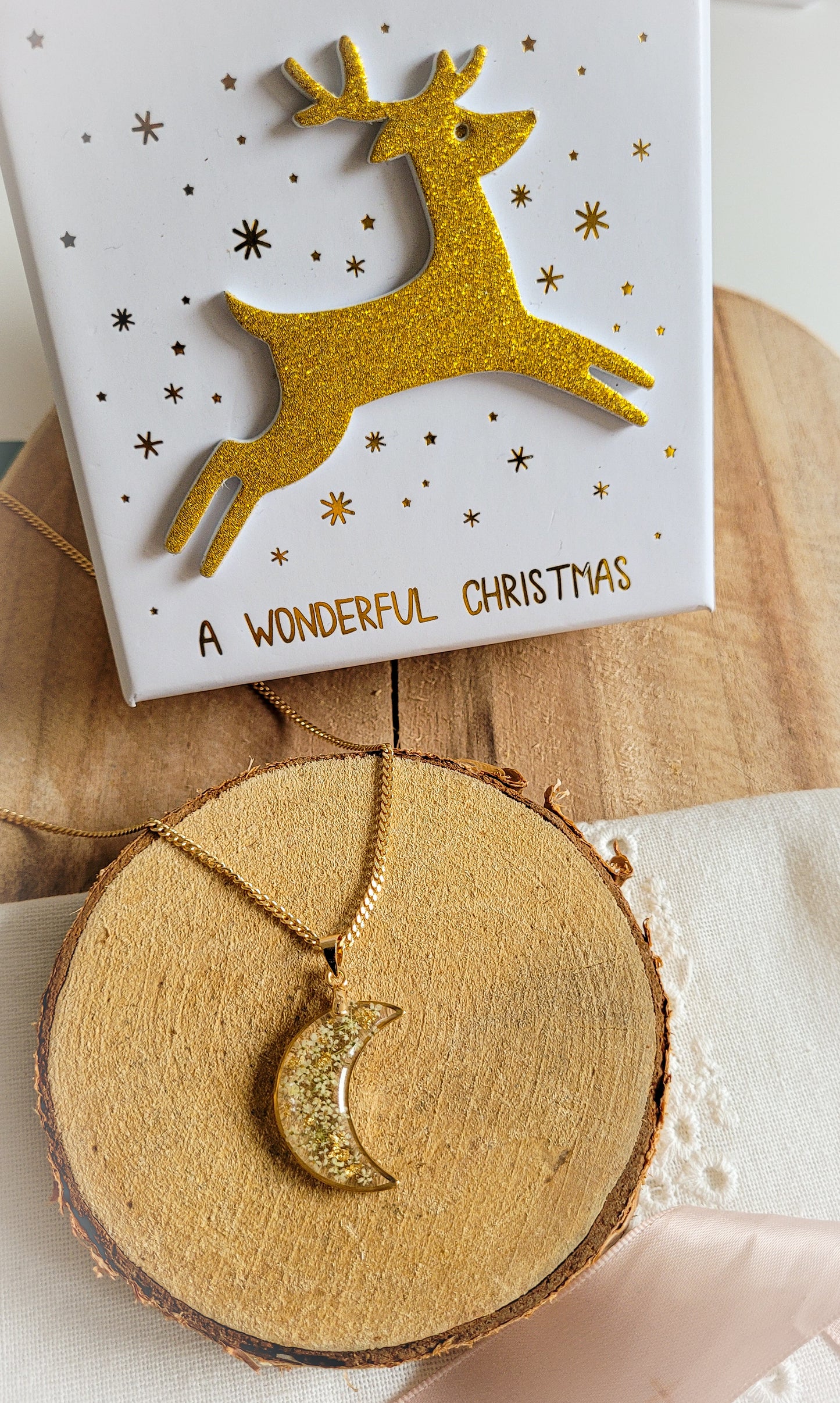 Queen Anne Lace Moon Necklace