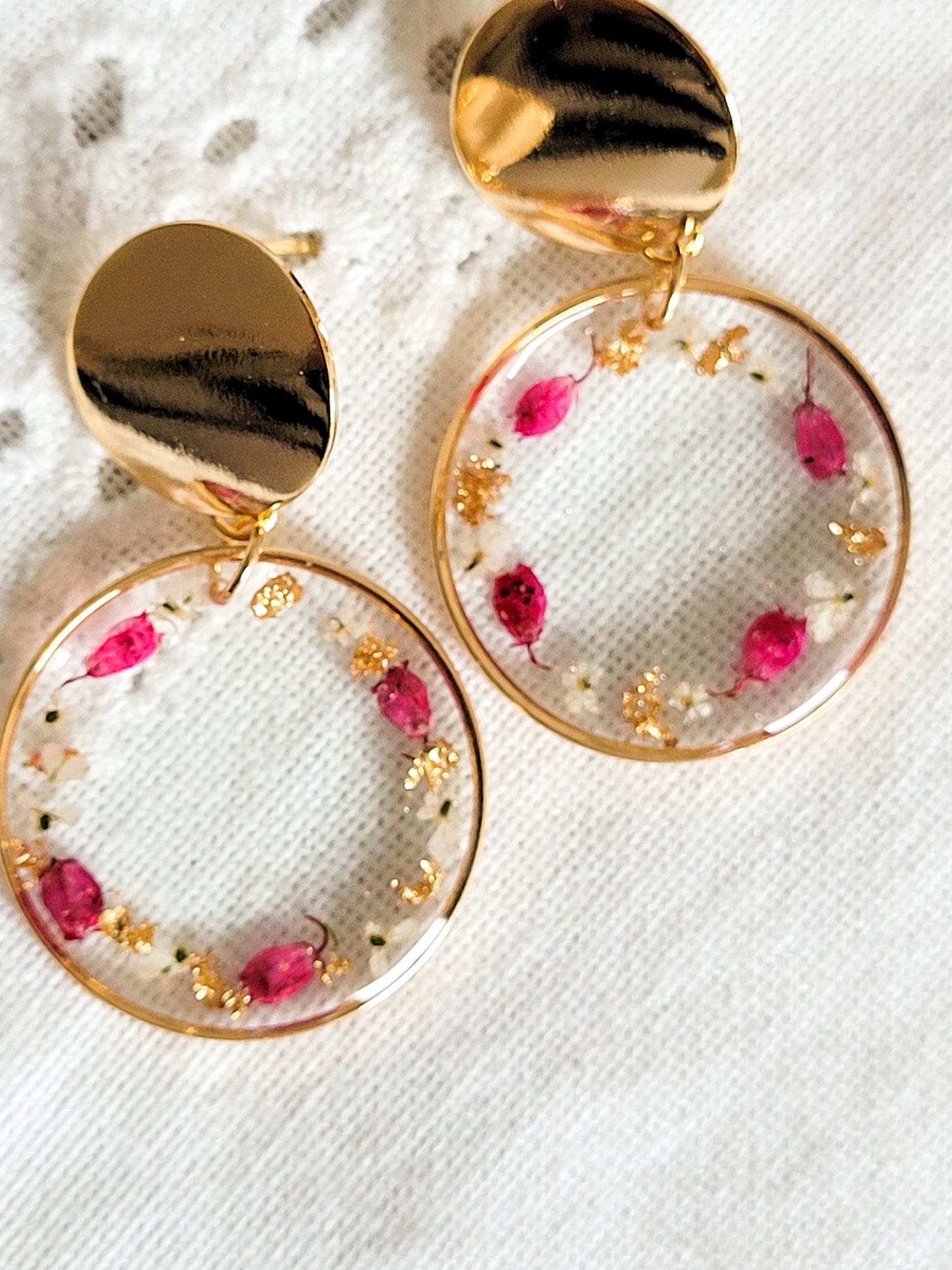 Heather and lace bow