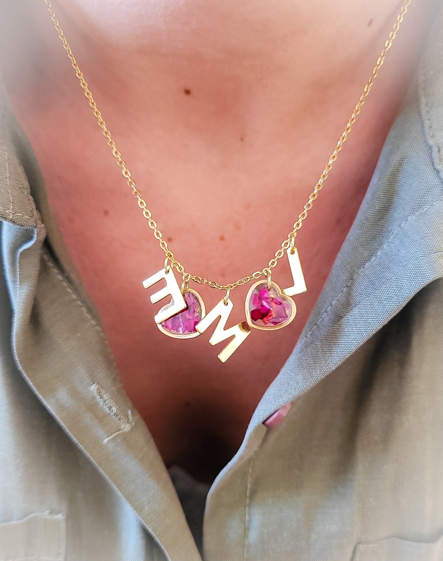 Initials and flowers necklace