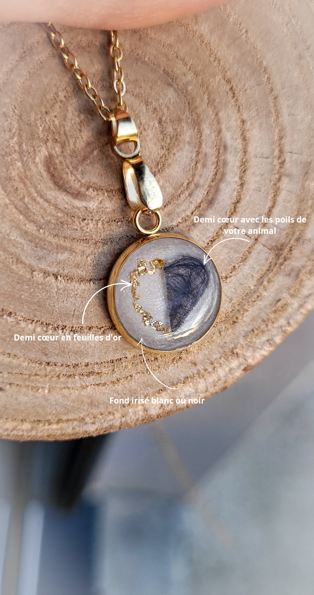 Collier "médaillon mémoire "
